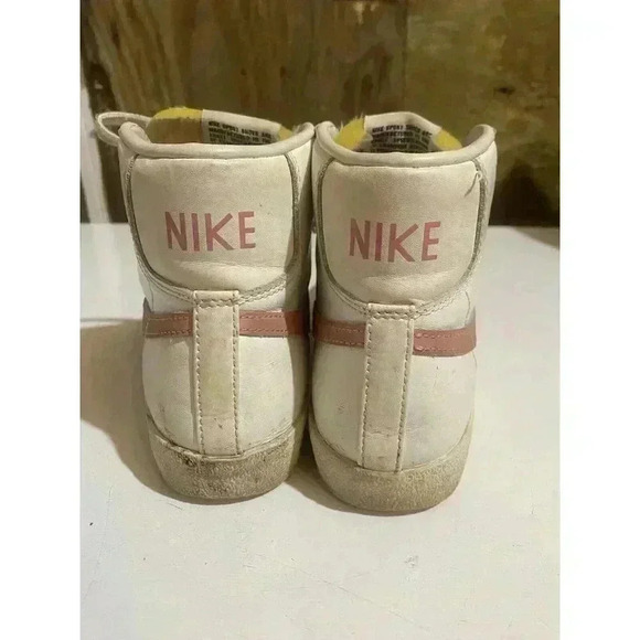 Nike Blazer Mid 77 White Pink Foam Womens‎ Size 7.5 - Picture 3 of 7